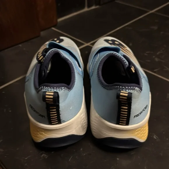 New Balance Fresh Foam skip on sneakers - Picture 2 of 7